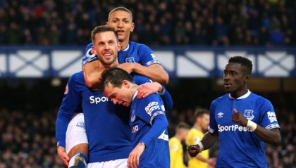  富勒姆补时扳平莱斯特城保住不败金身